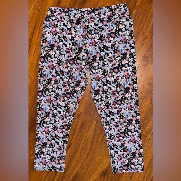 American Eagle Flower Print Capri Leggings - Picture 1 of 11